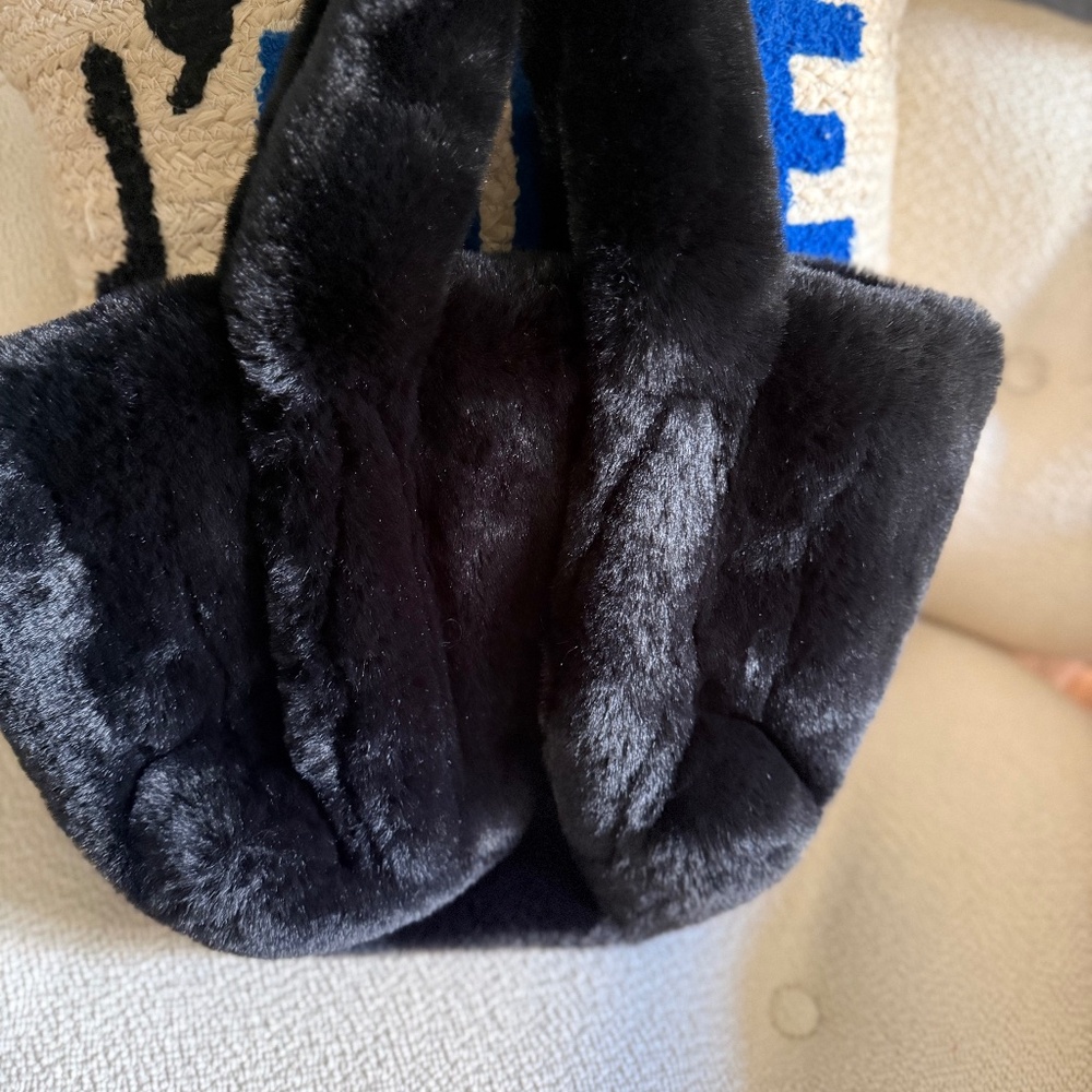 Cecil McBee Black Faux Fur HandBag